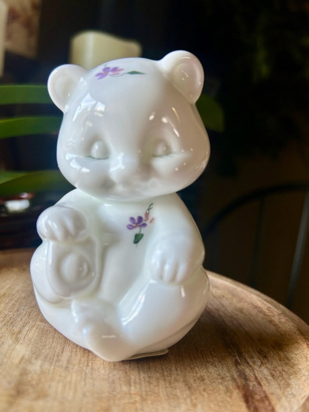 Fenton Milk Glass Bear Figurine Hand Painted Artist Signed Fenton Stickers
